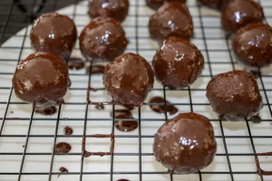 Preparing peanut butter mixture for chocolate balls